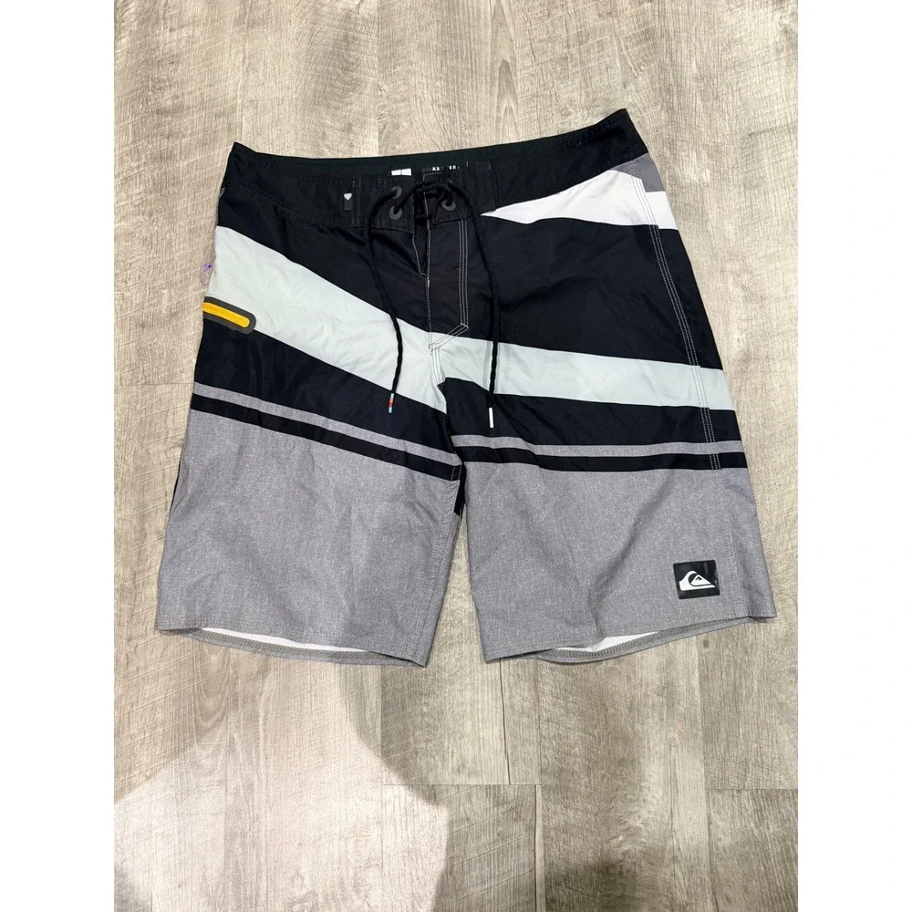 Quiksilver Mens Board Shorts Black Grey Colorblock Swim Trunks Size 33